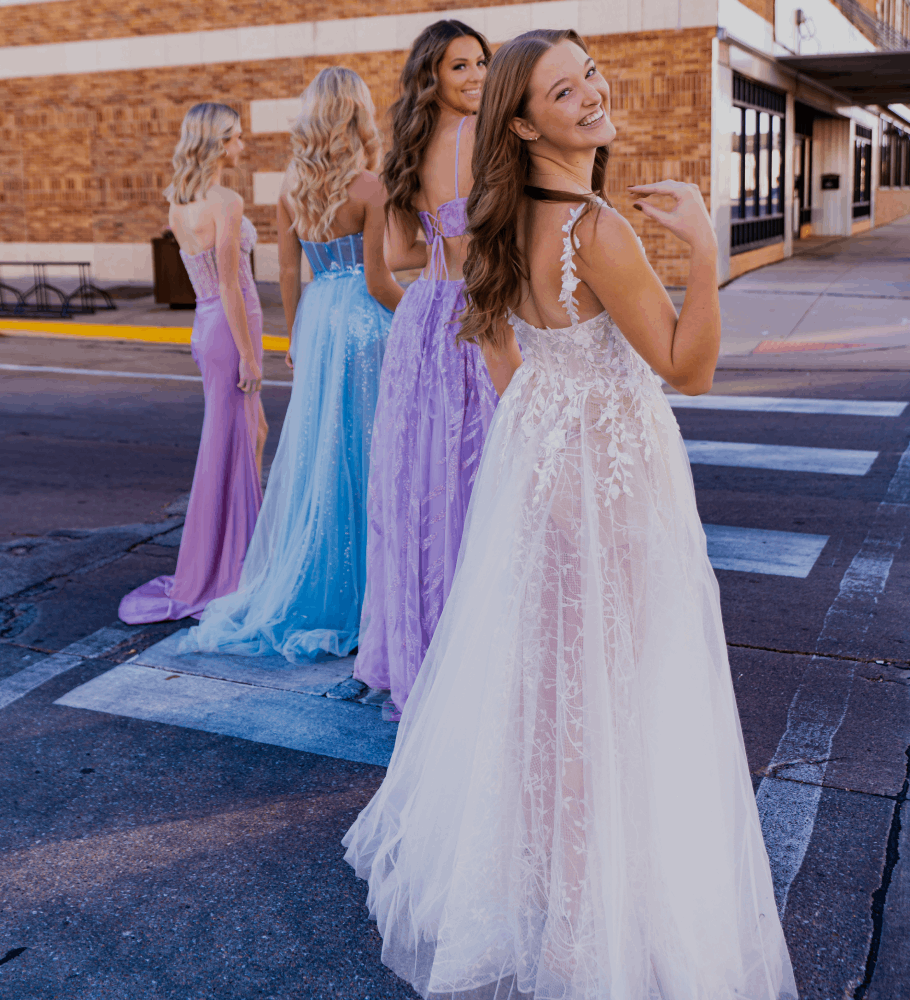 Highschool girl in blue short homecoming dress